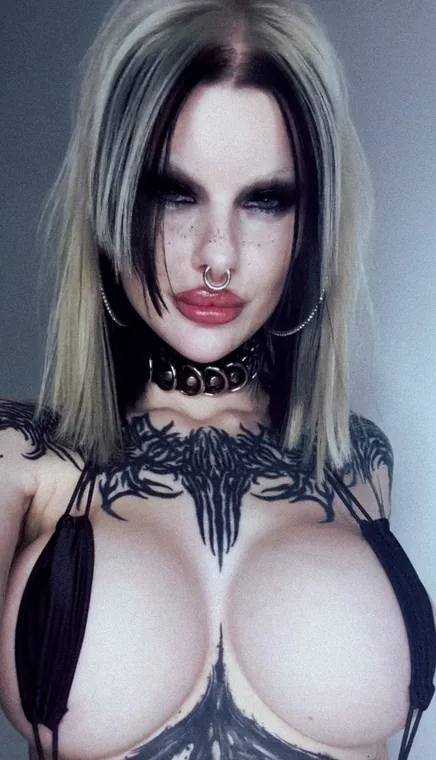 Honeybabe OnlyFans